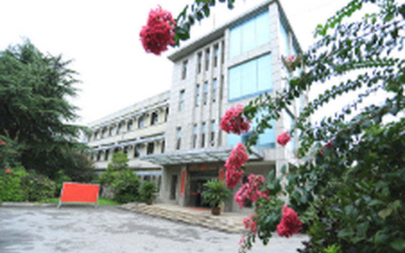 Jiangsu Province Yixing Nonmetallic Chemical Machinery Factory Co., Ltd कारखाना उत्पादन लाइन